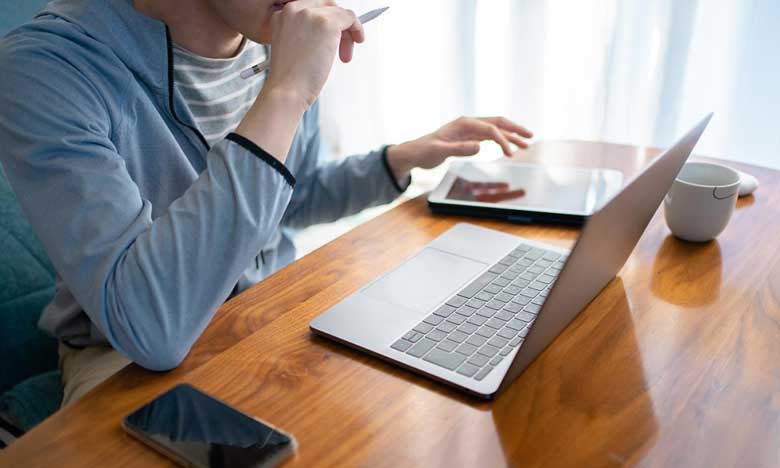 Face à Omicron, entreprises, managers et salariés favorables au télétravail